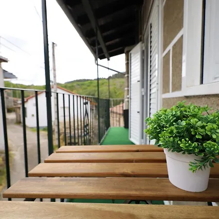 Yourhouse Casas De Valeria Holiday home Allariz
